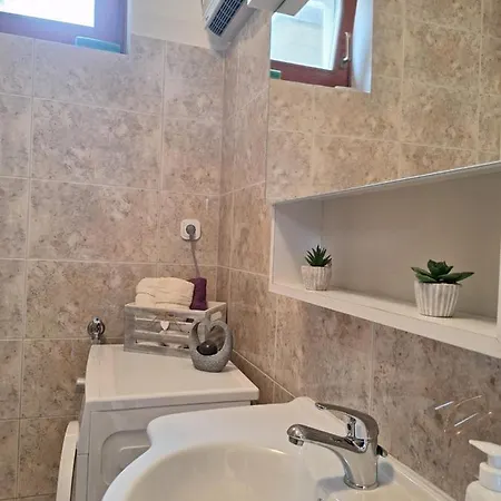 Apartmani Biograd Na Moru *
