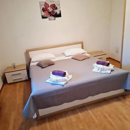 Apartmani Biograd Na Moru * Biograd na Moru